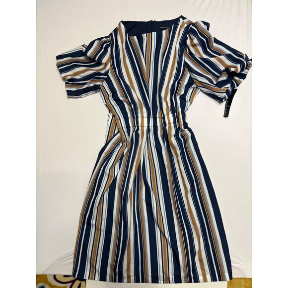 Maggy London Women's Blue Stripes Dress with Pockets / Puff Sleeves Plus Size 14 - Picture 5 of 11